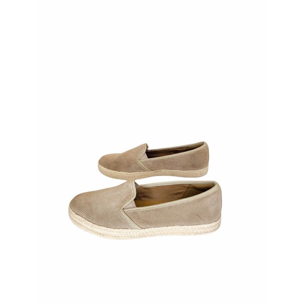 CLARKS Collection Soft Cushion Suede Beige/ Tan Slip On Loafer Shoe Women Sz 9 - Picture 2 of 5